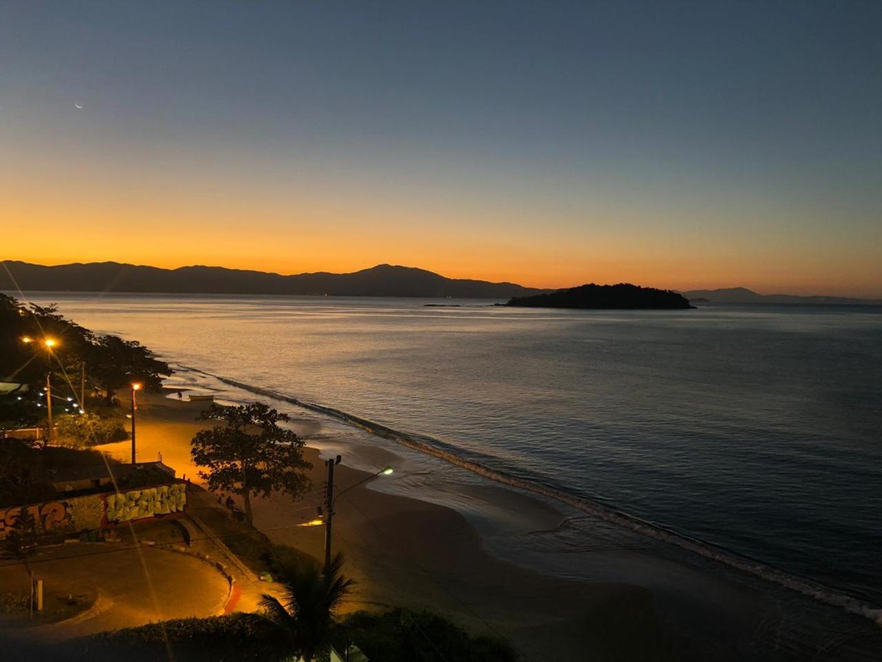 شقة Florianópolis  في Cobertura Frente Ao Mar المظهر الخارجي الصورة