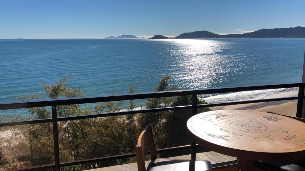 شقة Florianópolis  في Cobertura Frente Ao Mar المظهر الخارجي الصورة