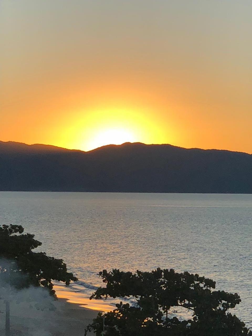 شقة Florianópolis  في Cobertura Frente Ao Mar المظهر الخارجي الصورة